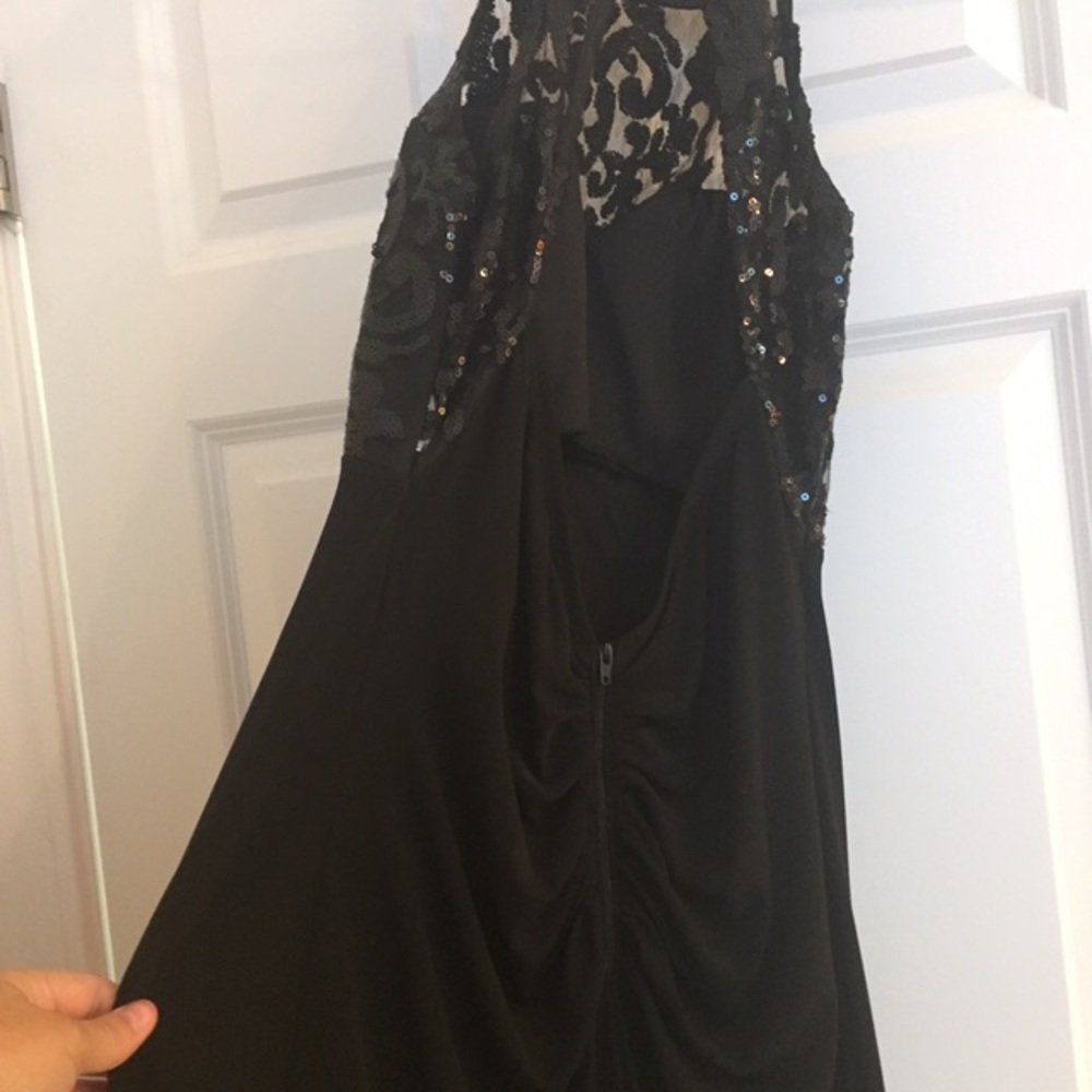 Beautiful black sequence evening gown!